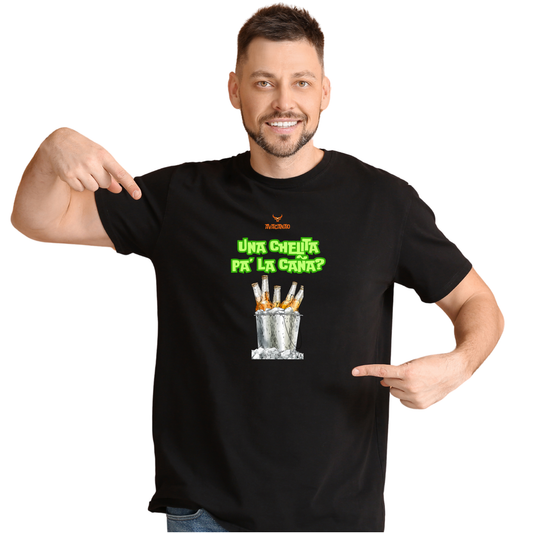 Polera Polo negra 100% algodón con frase típica chilena "Una chelita pa la caña"