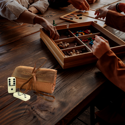 Juego de Dominó en Estuche de Reno