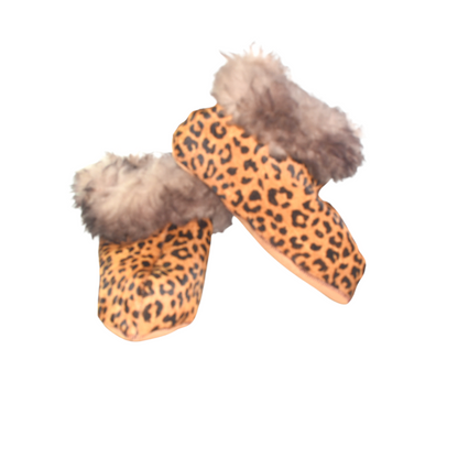 Pantufla de Cuero y Lana Animal Print Caramelo